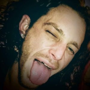 Meet your Posher, Corey